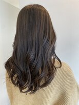 マグネット(O'magnet.)&nbsp;艶のある寒色カラースタイル