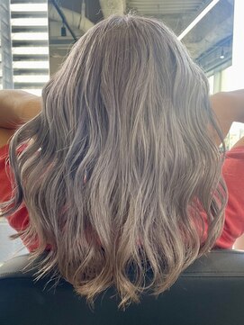 ジエクト カナウ(The Ect canow) シルバーグレージュ/セミロング/外国人風カラー/グレーベージュ