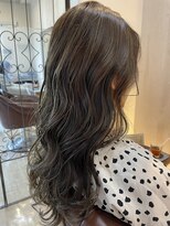 エニー(ENii) アッシュオリージュラフカール