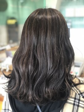 スナリー(Snaly) ハイライト/西原町美容室/アッシュ/沖縄ハイライト