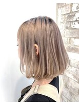 カルラ(Karra)&nbsp;アッシュブラウンボブ