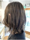 レイヤーボブ オリーブグレージュ