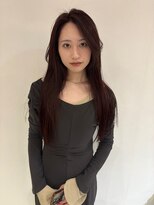 イル(ill)&nbsp;チェリーレッド レッドカラー ブリーチなし ロング 大須