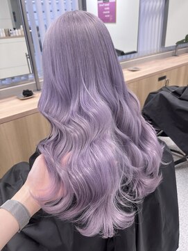 ペレ 渋谷(PELE) イメチェン/ホワイトブロンド/外ハネボブ/ワイドバング/渋谷