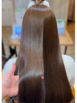 ロンドルピナス 小倉(Lond Lupinus) ブルーブラック/ワイドバング/美髪のススメ/外ハネボブ/北九州