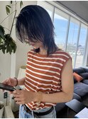 大人ウルフ×ラフな抜け感/顔まわりレイヤーで小顔効果◎