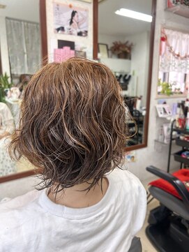 サロン ド シルク ココアブラウン/暗めカラー/ヘーゼルベージュ/ボブ