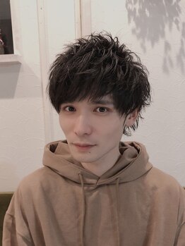 アメリボーテ(Amelie beaute)の写真/【学生さん必見】コスパ良くオシャレが叶う！再現性の高いカット技術で、毎朝のスタイリングも簡単に◎