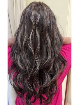 チップ タップ 成増店(tip top) 外国人風ハイライトロング