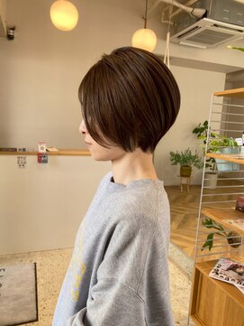 フローレン(FLOREN) 丸みショートボブ!