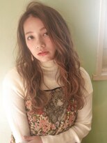 メゾン アヴァロ(Maison Avallo)&nbsp;大人可愛いふわくしゃロング