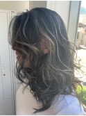 ハイライト　大人キレイ　艶髪