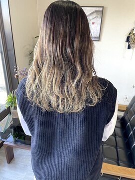 ルフテ(LOFTE) バレイヤージュカラー/レイヤースタイル☆