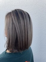 プラスディー(+D)&nbsp;透ける暗髪／シルバーグレージュ