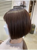 マロンベージュつや髪うる髪美髪切りっぱなし丸みボブ耳かけ小顔
