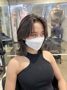 ジュール 新宿三丁目(Joule) くびれヘア/ヨシンモリ/韓国ヘア/ミディアムヘア/新宿三丁目