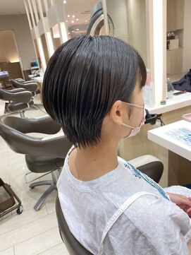 ピーディーヴィセオ 新さっぽろ店(PD VISEO) 耳掛けショートヘア