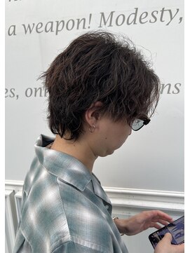 六本木美容室 白金店 センターパート/ツイストスパイラル/波巻きパーマ/ウルフ