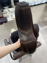 コア 梅田(Core)&nbsp;髪質改善 艶髪 愛され 韓国風 前髪カット 小顔 梅田