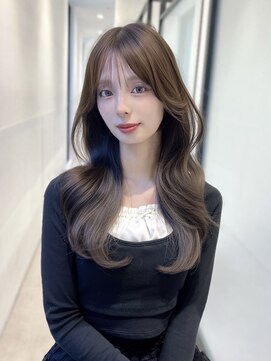 ヴェイナゴヤ(VEYY. nagoya) レイヤーカット/韓国/グレージュ/オリーブ/ブリーチなし/前髪