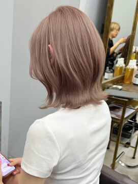 ドロシー 郡山桑野店(Dorothy) 桑野ブリーチカラー外ハネボブベージュカラーレイヤーカット30代