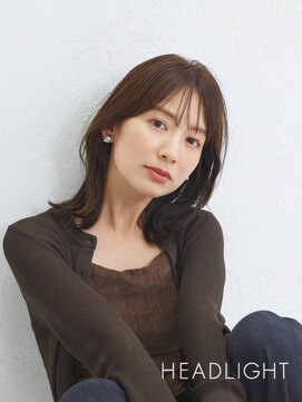 透明感ブラウンの軽やかミディ