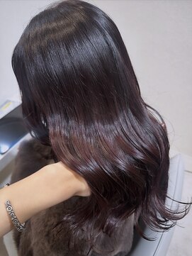 津市ロングレイヤーカットハッシュカット透明感カラー重めロング