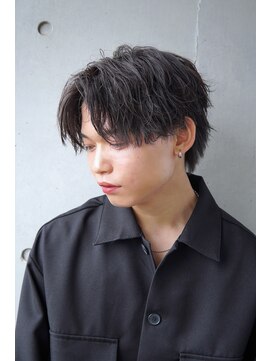 レーヴス(REVES) 王道無造作センターパート.