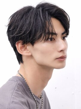 アーリー(Ali'i) ニュアンスパーマナチュラルセンターパートコンマバング縮毛矯正