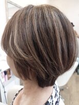 アール 志茂店(R)&nbsp;丸みショートにハイライト＊大人キュートなヘア＊50代60代