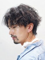 ライラ(Lyla)&nbsp;「半ナマ」色気センターパート×シャドウパーマ