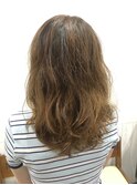 セミディゆるふわパーマスタイル