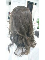 アーヌ エヌン(Anu Nn)&nbsp;光色ナチュラルアッシュベージュ☆