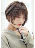お手入れ簡単前下がりショートボブ