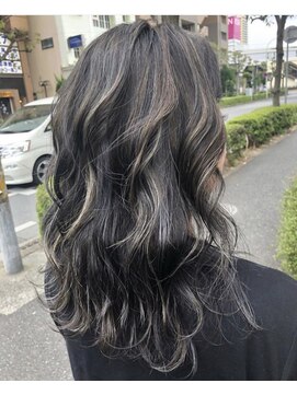 シエル 千葉店(CIEL) *ダークグレージュ×ホワイトハイライト