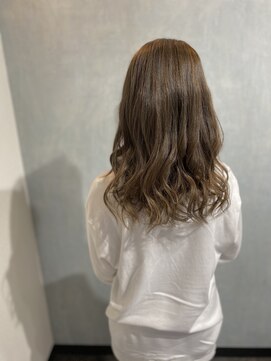 クウ(KU.) シークレットハイライト