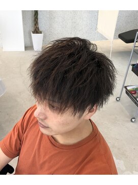 ストゥー(StueW.) メンズ【倉敷】【岡山】【スパイラルパーマ】【ツイストパーマ】