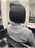前下がりボブ