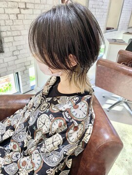 ヘアーアトリエルキナ(hair atelier LUCINA) ナチュラルウルフ