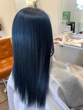 ヘアアンドリラクゼーション ジン(Jinn) 寒色系王道のブルーブラック☆