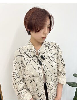 シカ(sica) ハンサムショートとオレンジブラウン