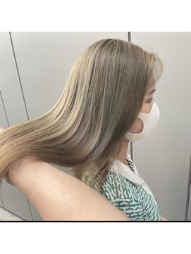 ピヨン 心斎橋(piLLon) 艶髪