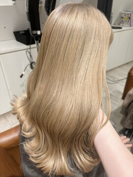 ルーツ(ROOTS) ブリーチあり×ブロンドカラー