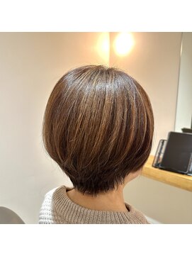 アロー(Arrow) ショートボブ