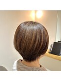 ショートボブ