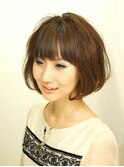 ショートボブ