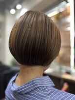 ルアン(Luan)&nbsp;白髪ぼかしハイライト