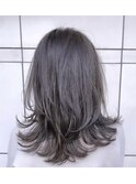 #レイヤーカット#グレージュ#ミディアムヘア