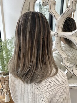 【カラーリストがご提案☆】肌の色や雰囲気に合わせて貴方に似合う髪色をご紹介♪トレンドカラーもお任せ☆