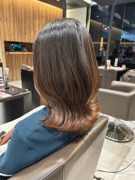 アイフィールアヴェダ 船堀店(i feel AVEDA) 【中村】モカベージュ×ミディアムウルフ